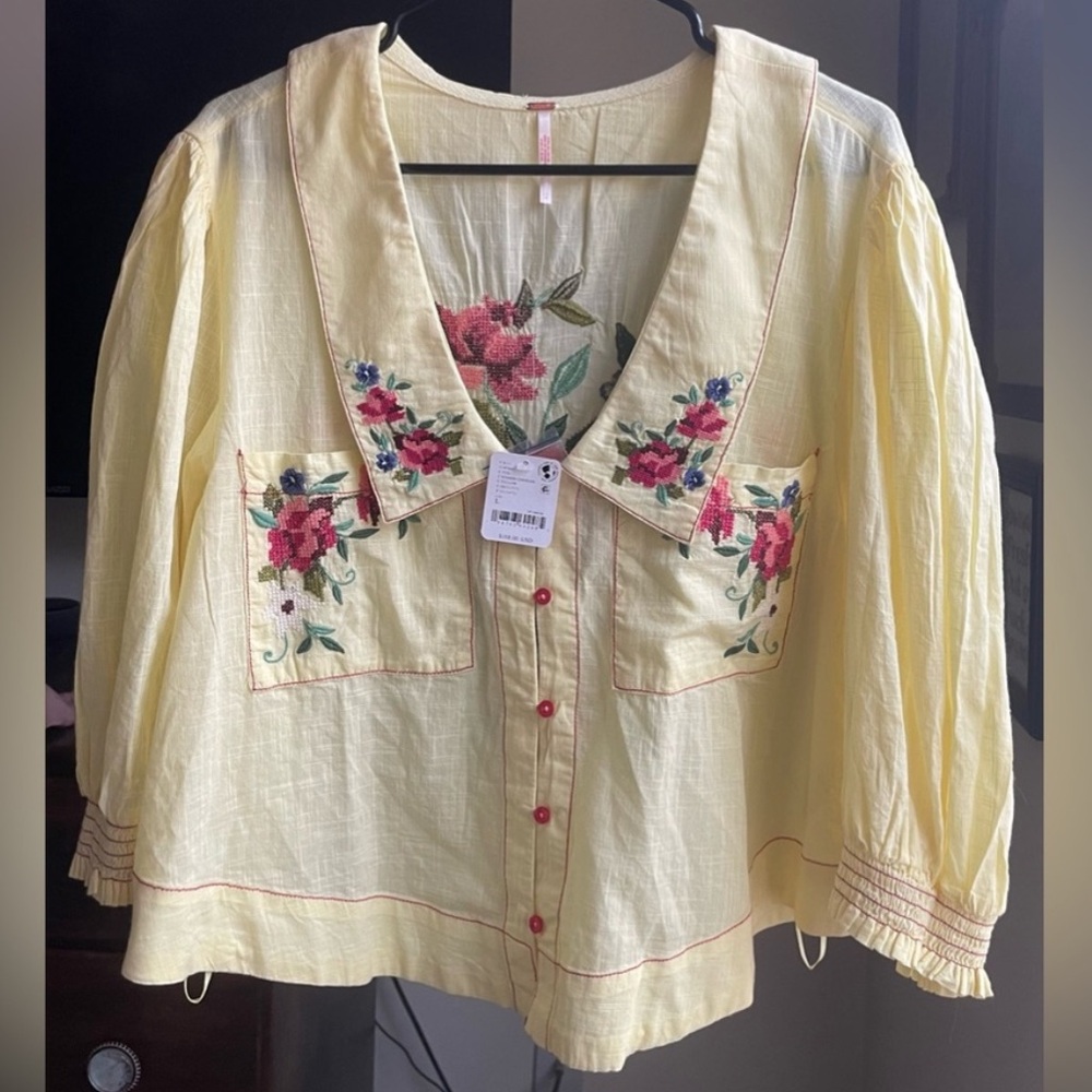Free People Ryland Blouse in Summer Lemonade, Beautiful Embroidery, NWT - Picture 3 of 15